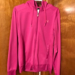 Women’s UA sweatshirt